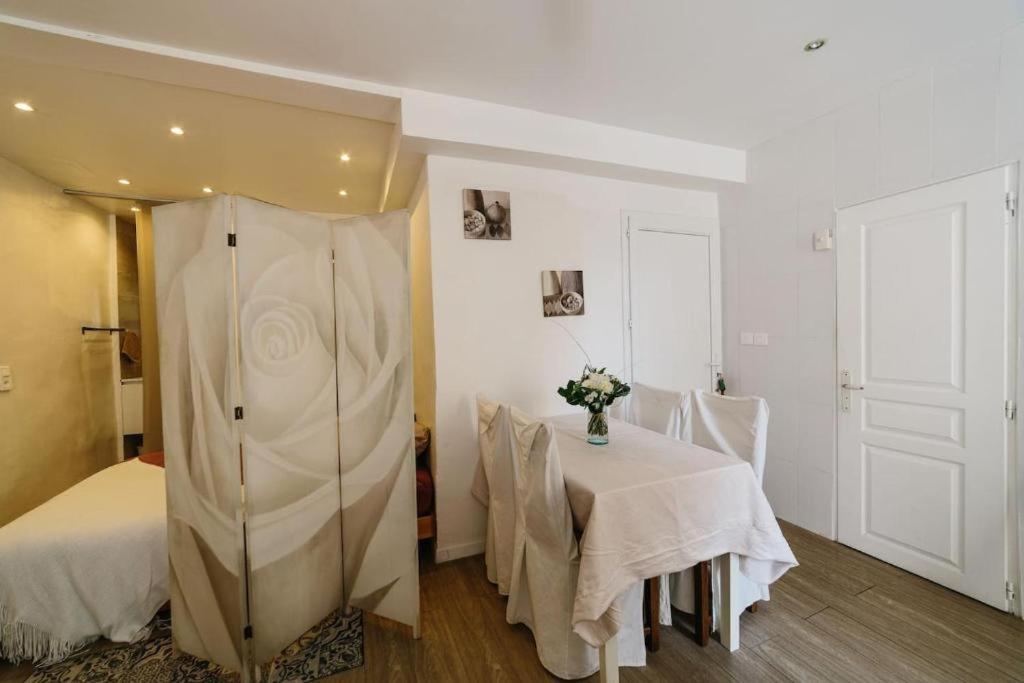 Studio Tt Equipe Parking Coeur Ville Sanary-sur-Mer Eksteriør bilde